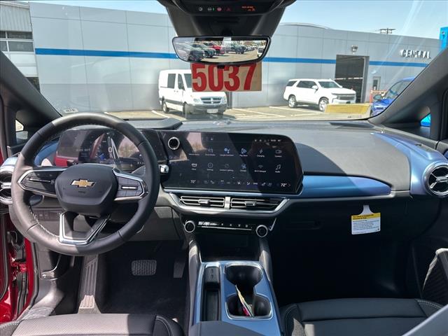 2025 Chevrolet Equinox EV LT2