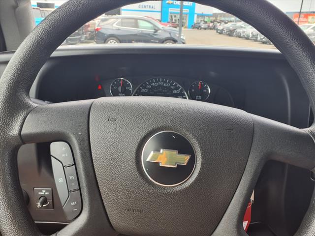 2023 Chevrolet Express 2500