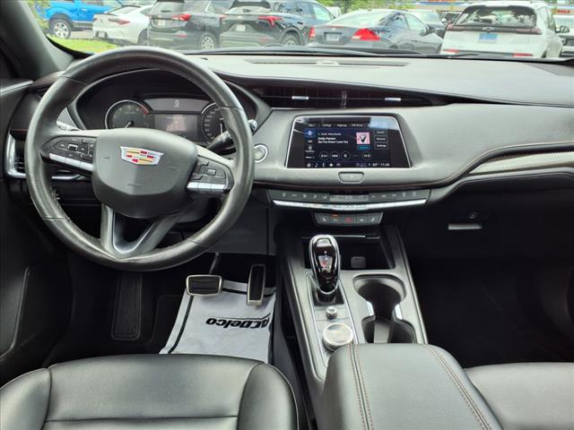 2023 Cadillac XT4 Sport