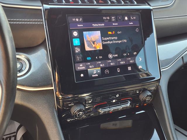 2022 Jeep Grand Cherokee L Altitude