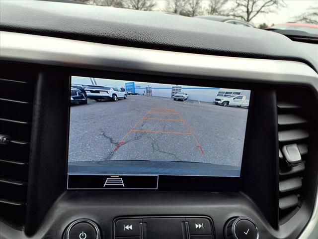 2022 GMC Acadia SLE