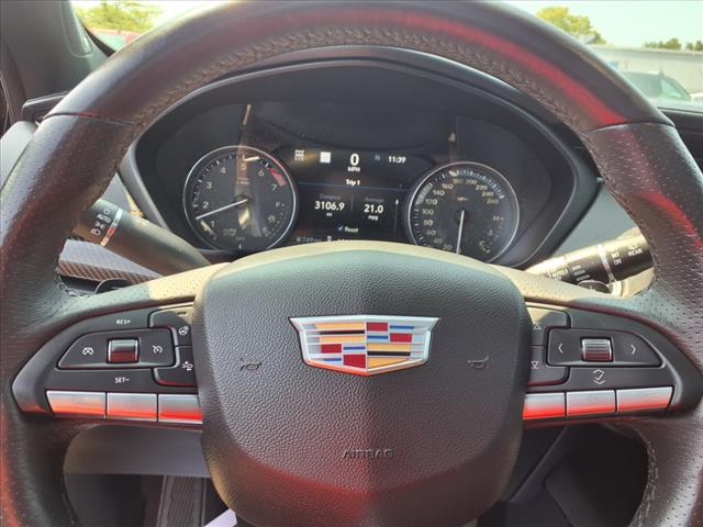 2023 Cadillac XT4 Sport
