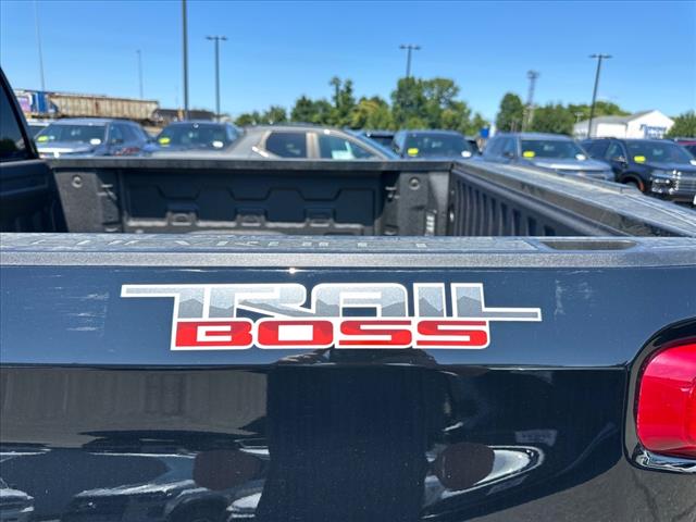 2025 Chevrolet Silverado 1500 Custom Trail Boss