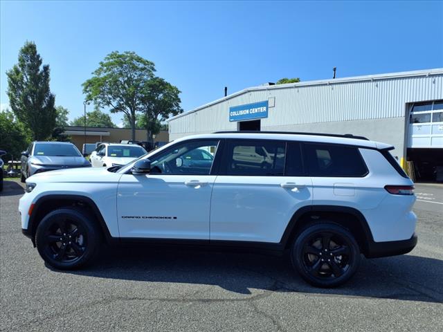 2022 Jeep Grand Cherokee L Altitude