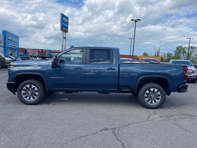 2025 Chevrolet Silverado 2500HD Custom