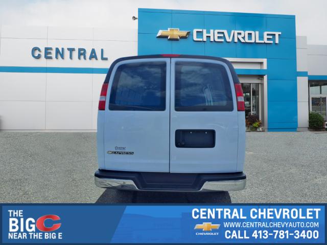 2023 Chevrolet Express 2500