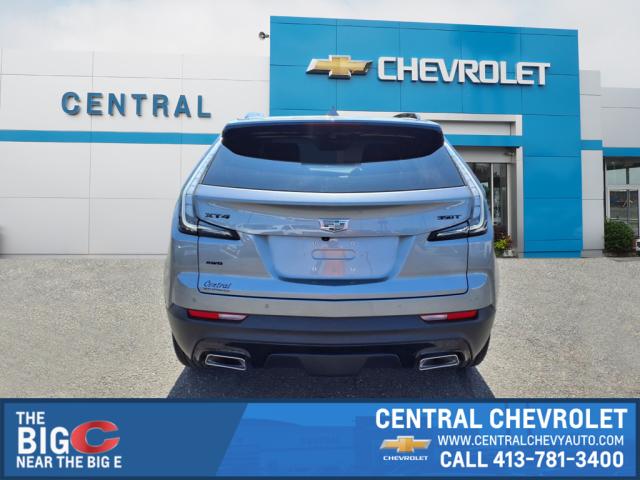 2023 Cadillac XT4 Sport
