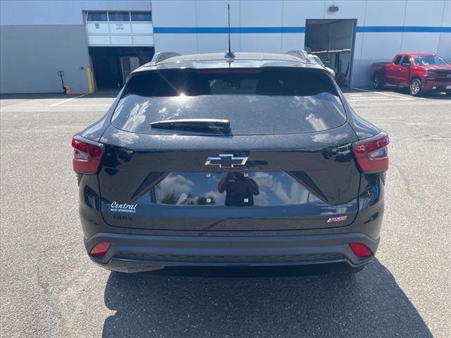 2025 Chevrolet Trax RS