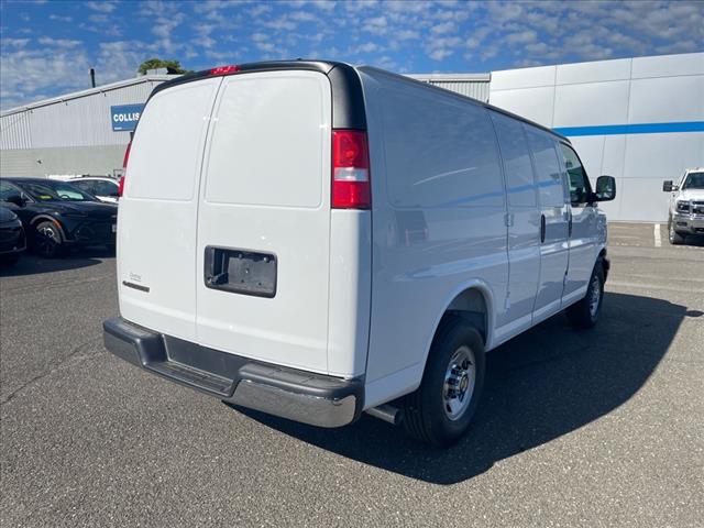 2025 Chevrolet Express 2500