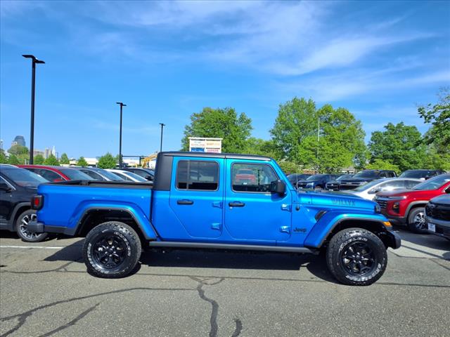 2022 Jeep Gladiator Willys