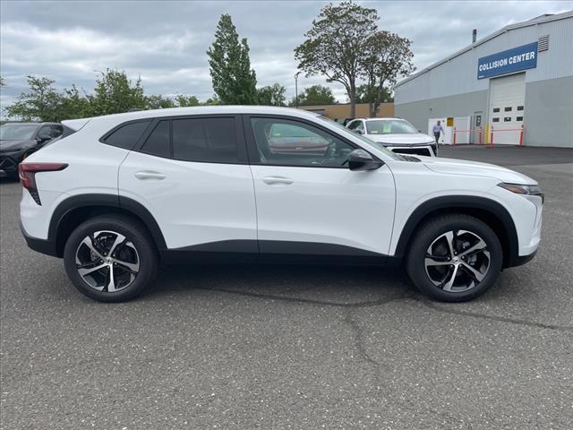 2025 Chevrolet Trax RS