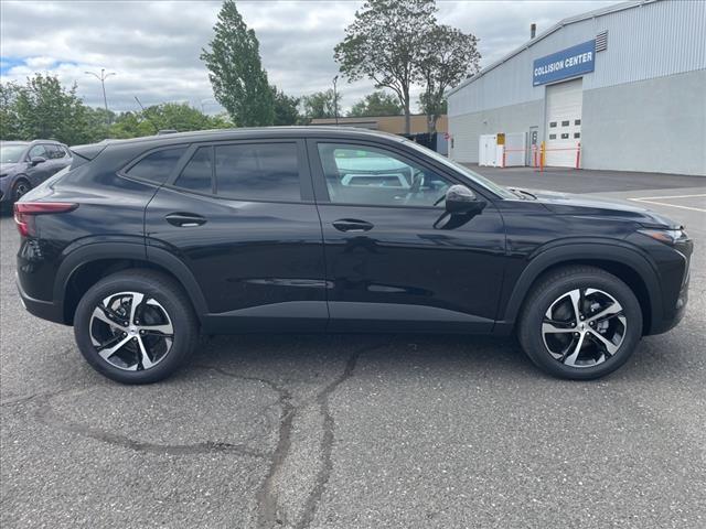 2025 Chevrolet Trax RS