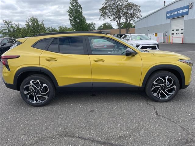 2025 Chevrolet Trax RS