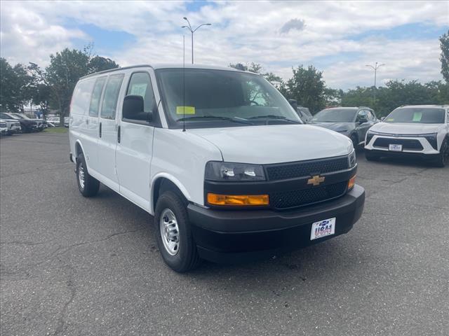 2025 Chevrolet Express 2500