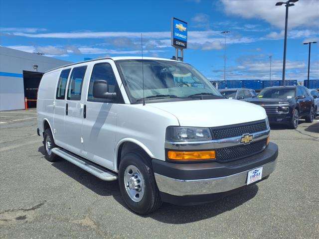 2023 Chevrolet Express 2500