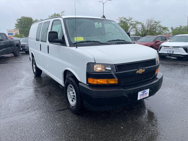 2024 Chevrolet Express 2500