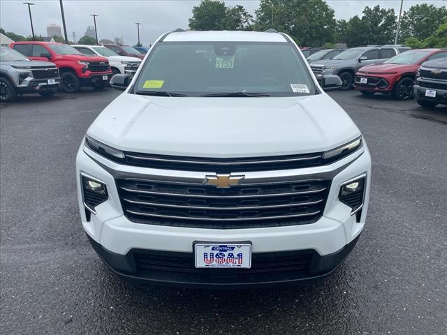 2025 Chevrolet Traverse LT