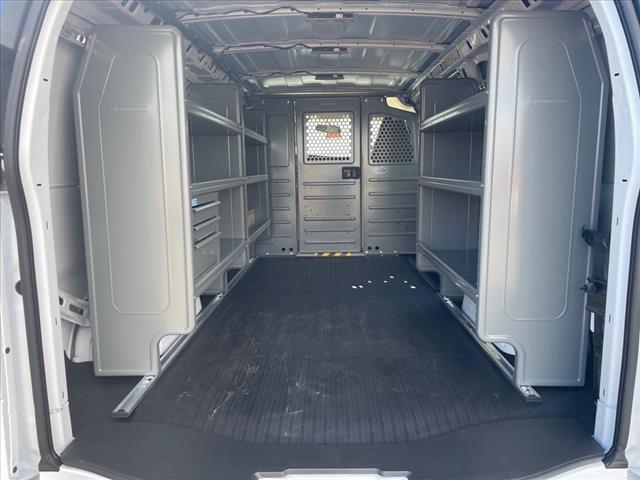 2025 Chevrolet Express 2500
