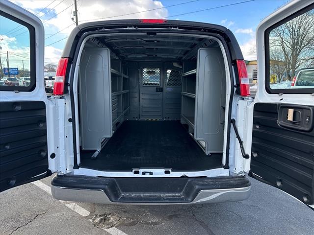 2025 Chevrolet Express 2500