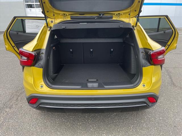 2025 Chevrolet Trax RS
