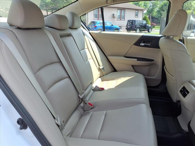 2016 Honda Accord EX-L w/Navigation and Honda Sensing