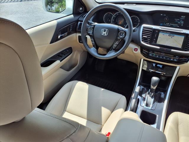 2016 Honda Accord EX-L w/Navigation and Honda Sensing