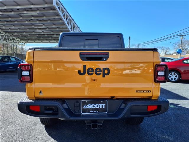 2021 Jeep Gladiator Sport