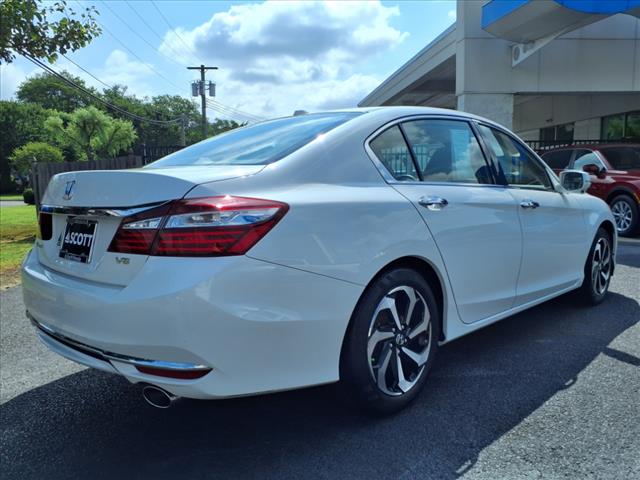 2016 Honda Accord EX-L w/Navigation and Honda Sensing