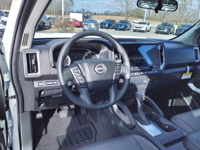 2025 Nissan Frontier SV V6