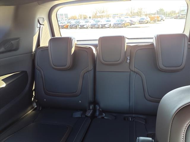 2025 Nissan Armada SL