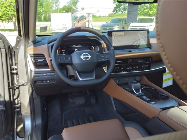 2025 Nissan Rogue Platinum