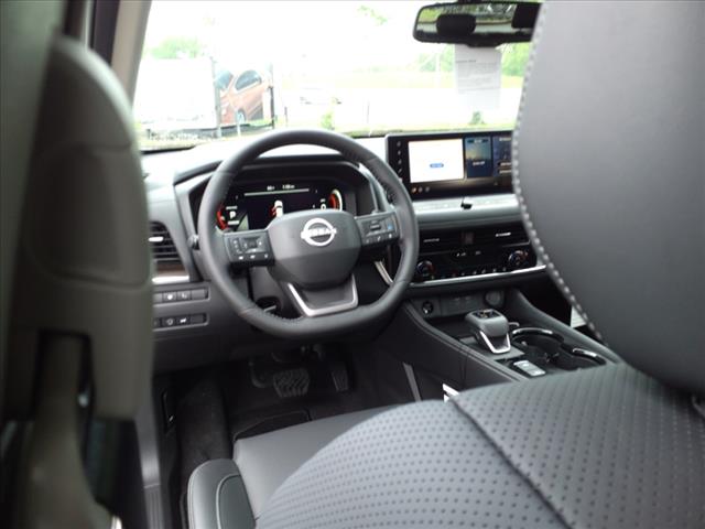 2025 Nissan Rogue Platinum
