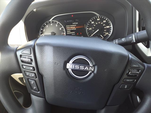 2025 Nissan Frontier SV