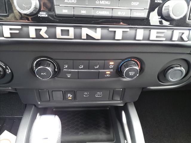 2025 Nissan Frontier SV