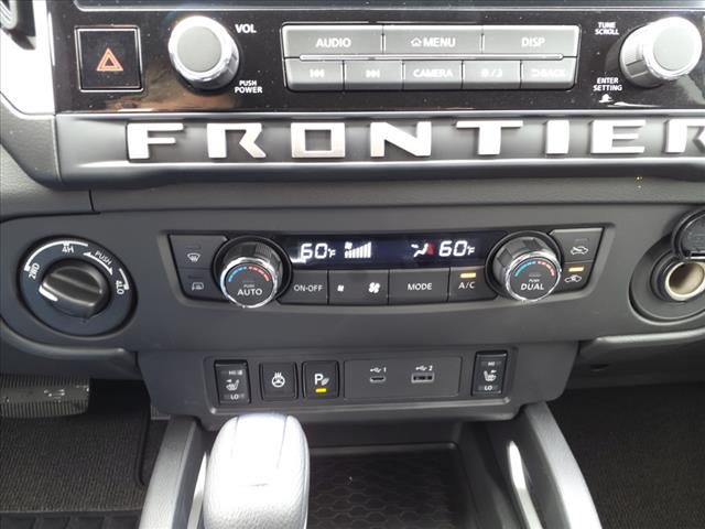 2025 Nissan Frontier SV