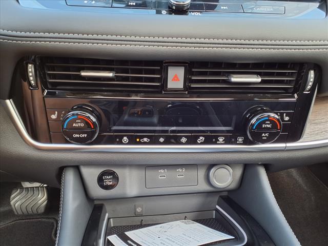 2025 Nissan Rogue Platinum