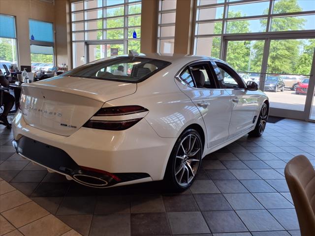 2022 Genesis G70 3.3T Standard