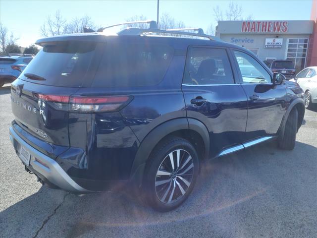 2024 Nissan Pathfinder Platinum