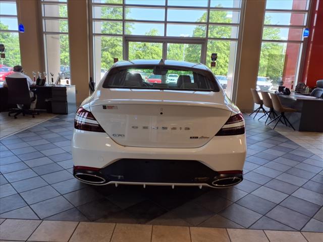 2022 Genesis G70 3.3T Standard
