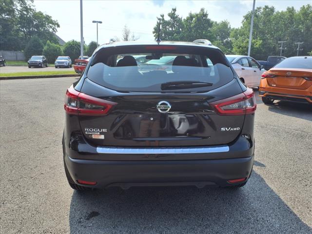 2021 Nissan Rogue Sport SV