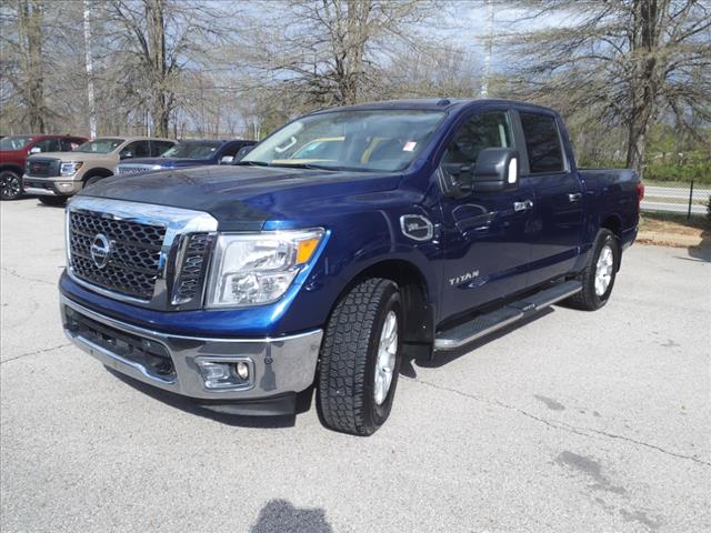 2017 Nissan Titan SV