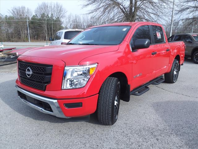 2024 Nissan Titan SV