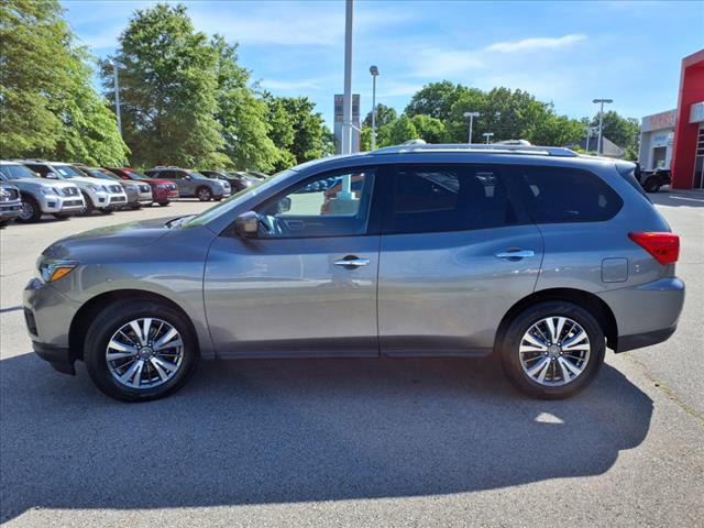2020 Nissan Pathfinder SV