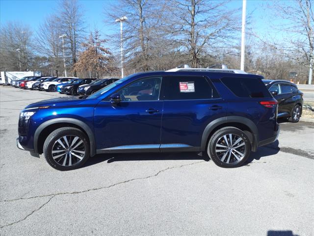 2024 Nissan Pathfinder Platinum