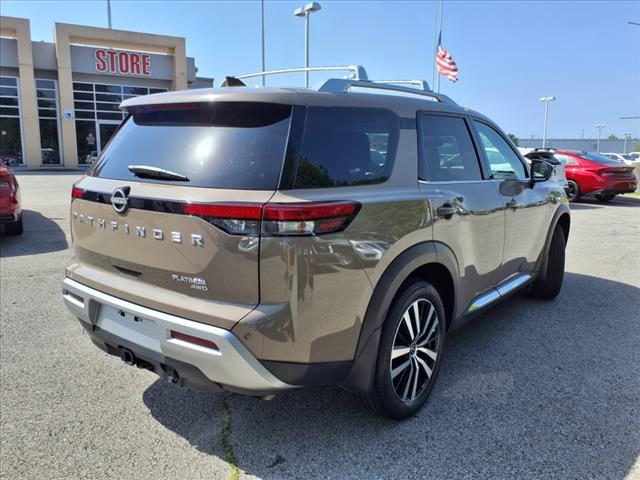 2024 Nissan Pathfinder Platinum