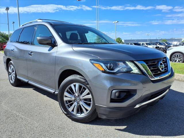 2020 Nissan Pathfinder SV