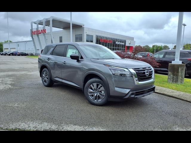2025 Nissan Pathfinder S