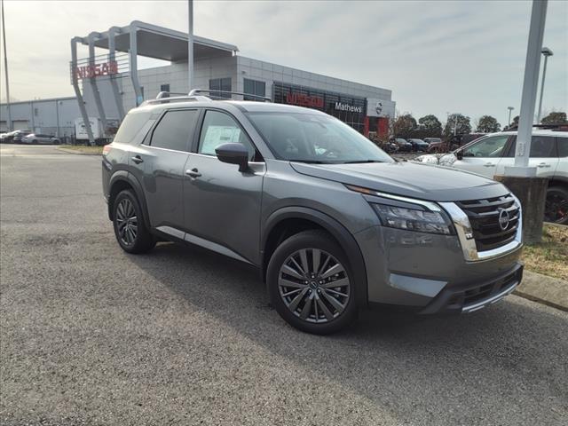 2025 Nissan Pathfinder SL