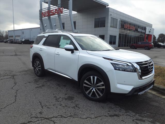 2025 Nissan Pathfinder Platinum