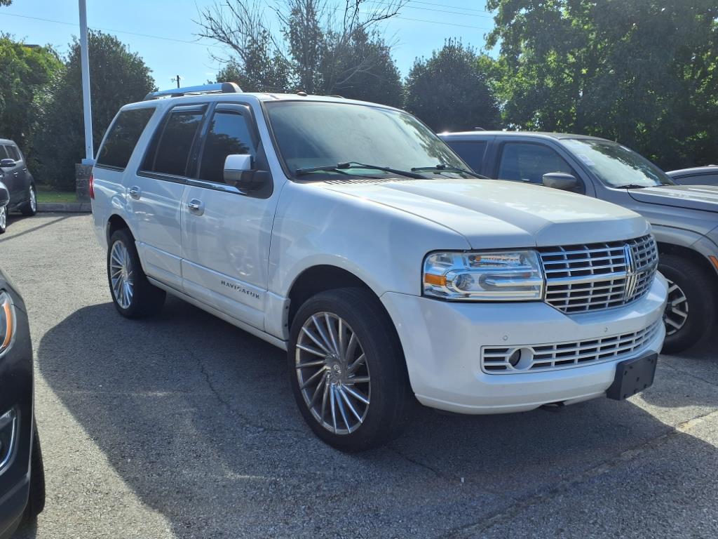 2012 Lincoln Navigator Base